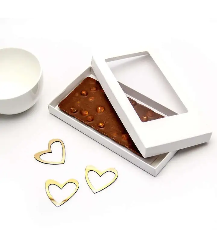 Упаковка для конфет, шоколада и клубники в шоколаде